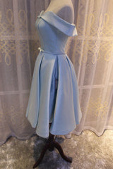 Light Blue Off Shoulder Satin Bridesmaid Dress Outfits For Girls, Blue Short Formal Dress